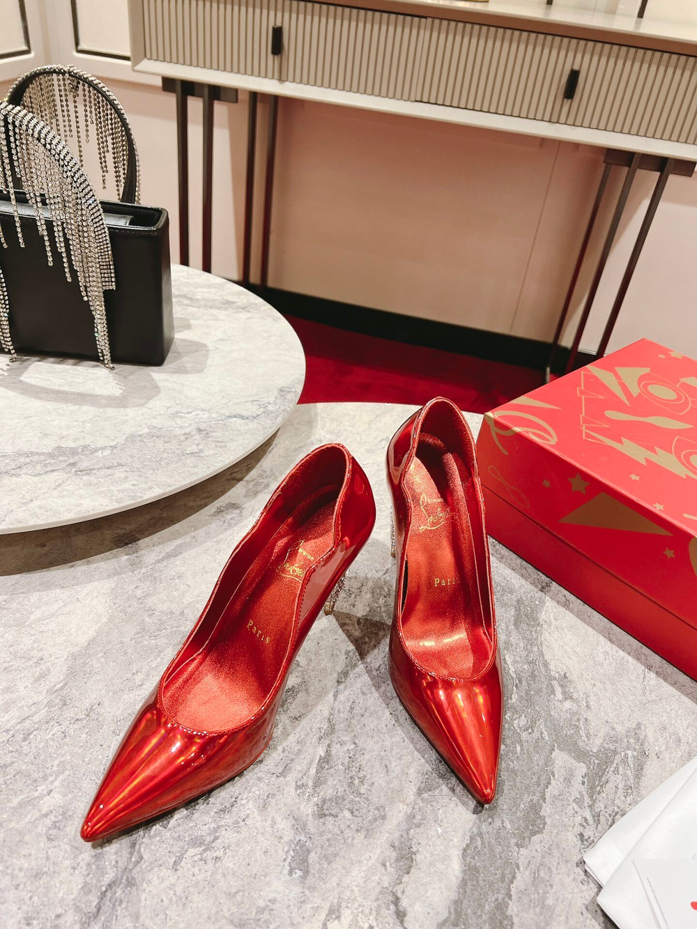 Christian Louboutin Lipstrass Pump 10 cm