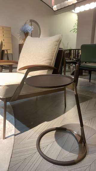 Приставной журнальный столик GQ, Ø38х61 см