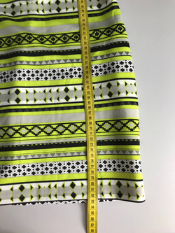 Платье Incity яркой расцветки, визуально на 44 размер