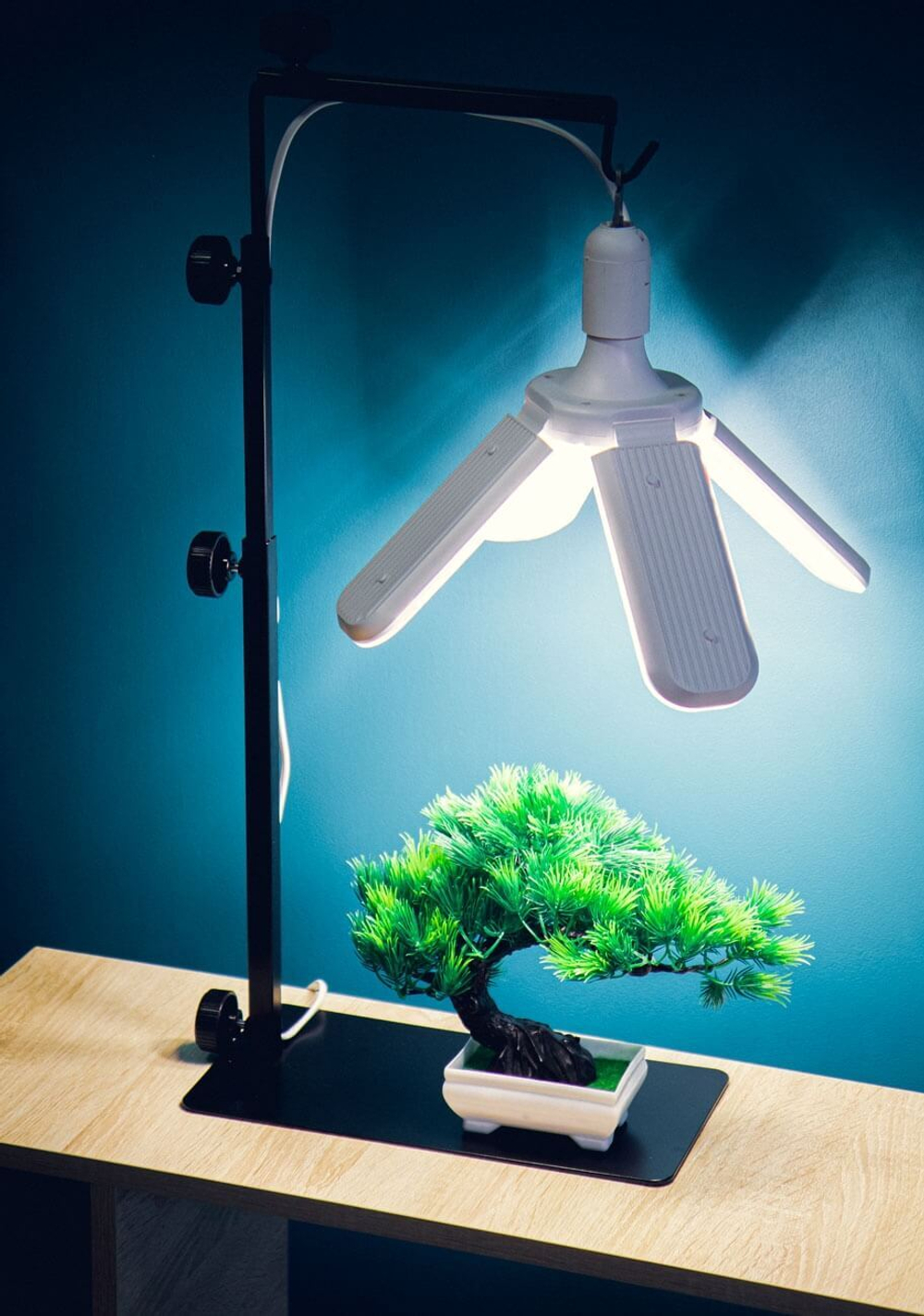 Фитолампа Фулл комфорт Лепесток 4, 24 Ватт, Е27