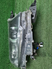 Фара правая Toyota LC Prado 150 (2017-нв) LED