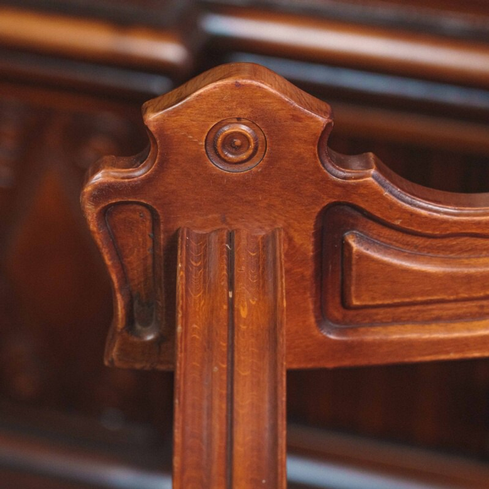 Курульное кресло