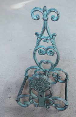 Iron Garden Держатель шланга для полива декоративный