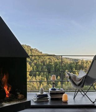 Sunflower Firefly Table Lamp