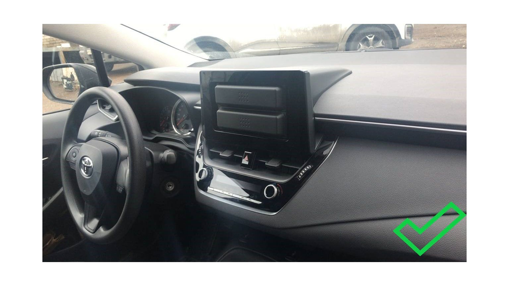 Комплект рамки с разъёмами 10.1" Toyota Corolla 210 2018+ тип1 с горбом - Car-Smart 8013