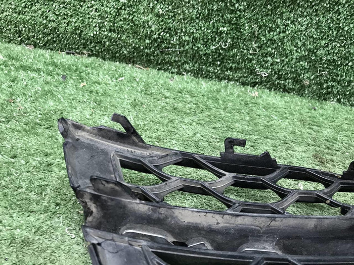 Решетка перед. бампера Mercedes S W223 (20-нв) AMG