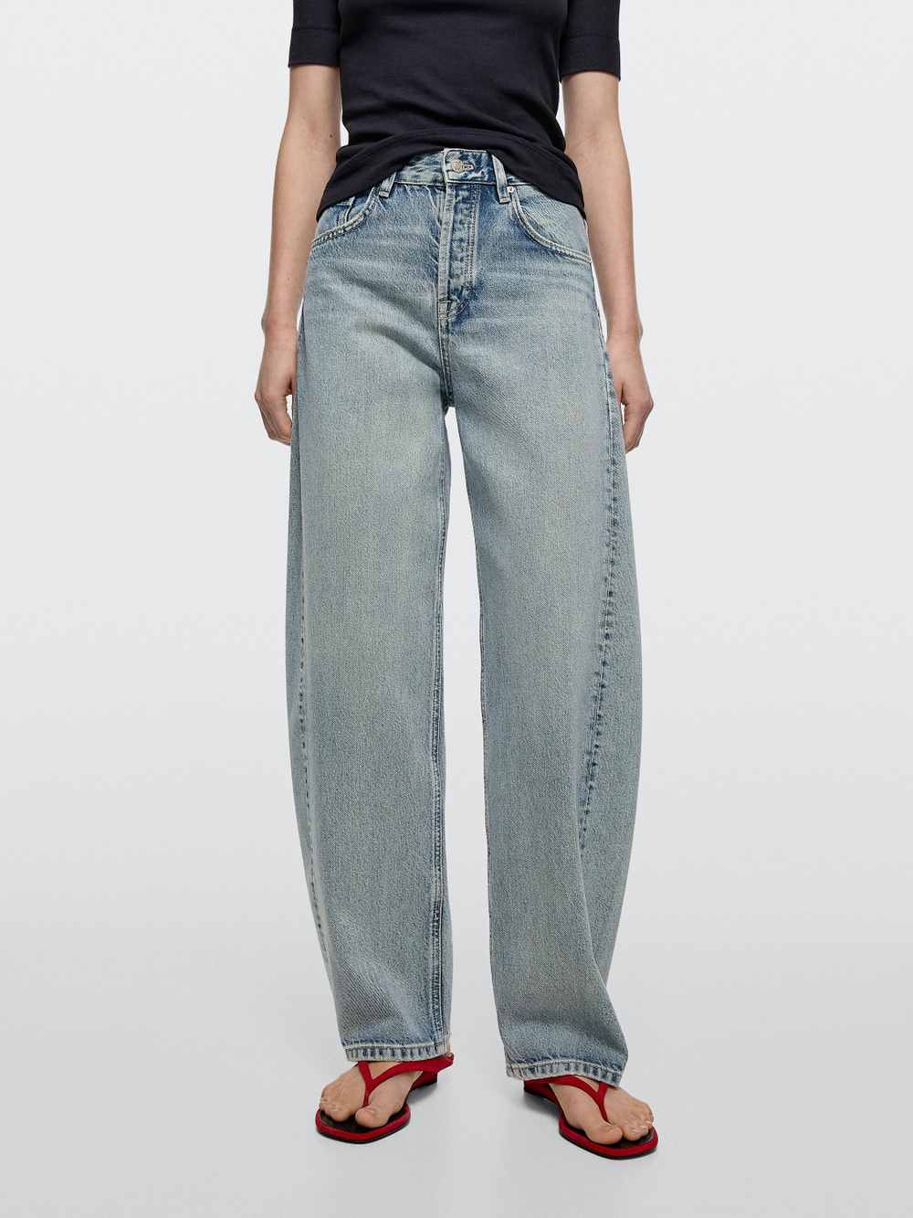 Massimo Dutti Джинсы свободного кроя средней посадки, светло-голубой