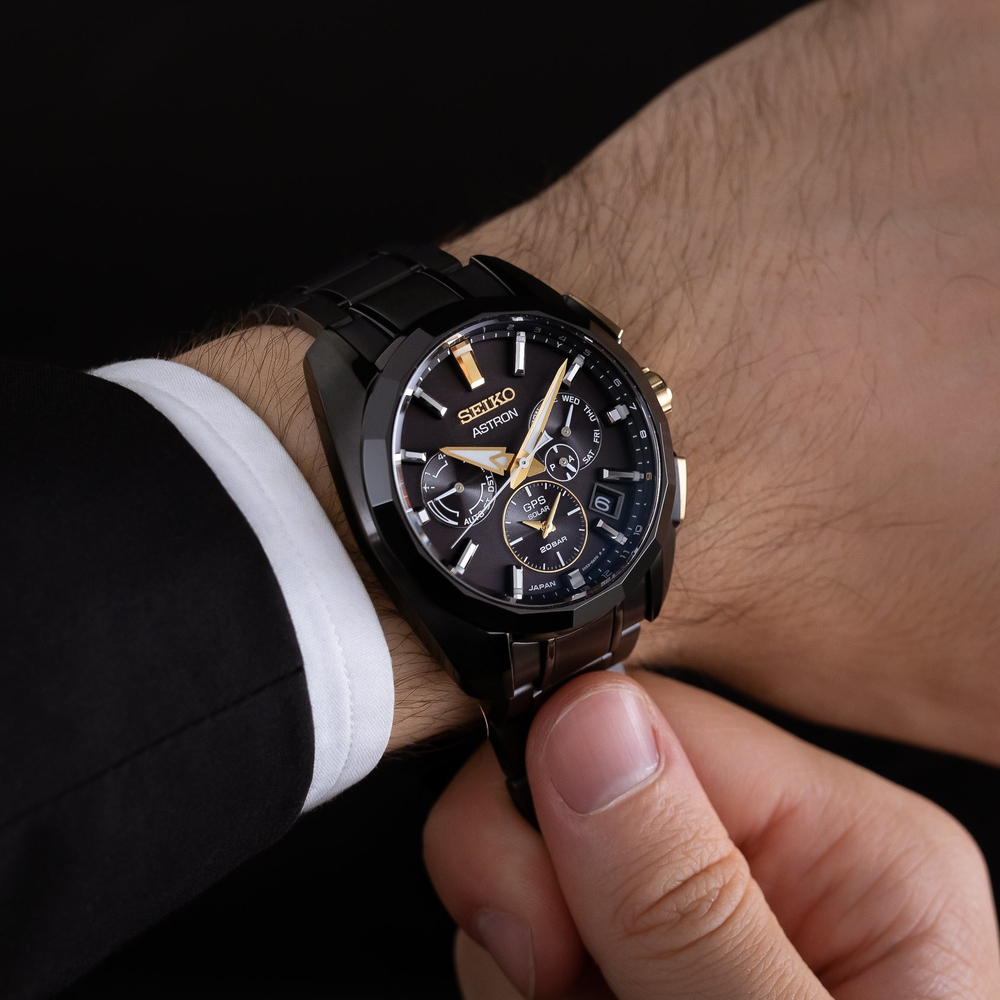 Seiko SSH073J1