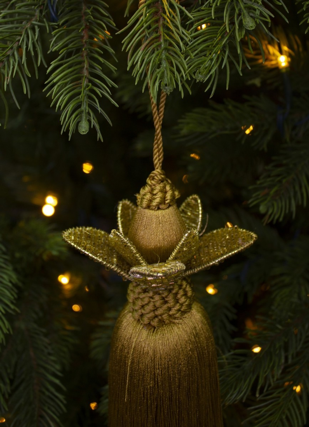 Подвеска 28х5см Noelle Цветок с кистью золотой