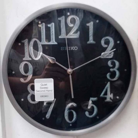 Настенные часы Seiko QXA706KN