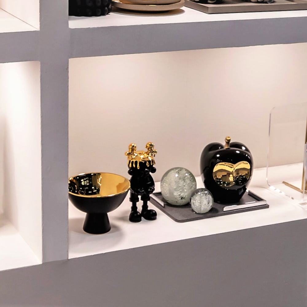 Статуэтка Apple decoration-Black