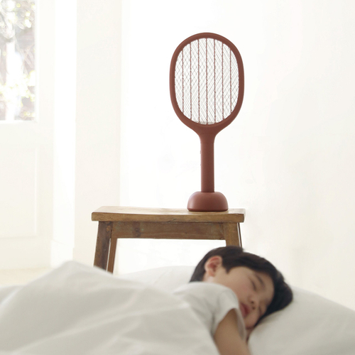 Мухобойка электрическая с режимом ловушки и док.станцией SOLOVE P1