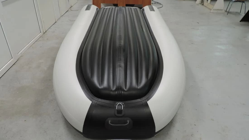 Лодка ПВХ COMPAS 325E + 2х-тактный лодочный мотор MERCURY ME 9.9 MH TMC (247CC)