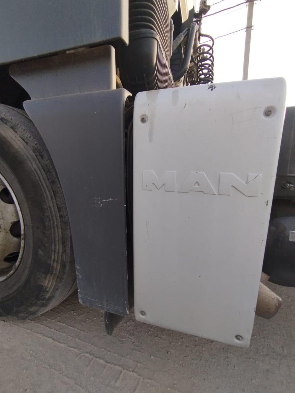MAN TGX 4x2 Седельный тягач 18.440 4x2 BLS (Дизельный, 10,5 л, 441 л.с., АТ)