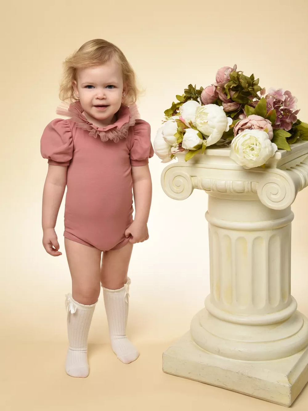 Боди с декоративным воротничком