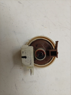 WF602W0BCWQ/LP кт23 Датчик уровня для стиральных машин Samsung DC96-01703A б/у