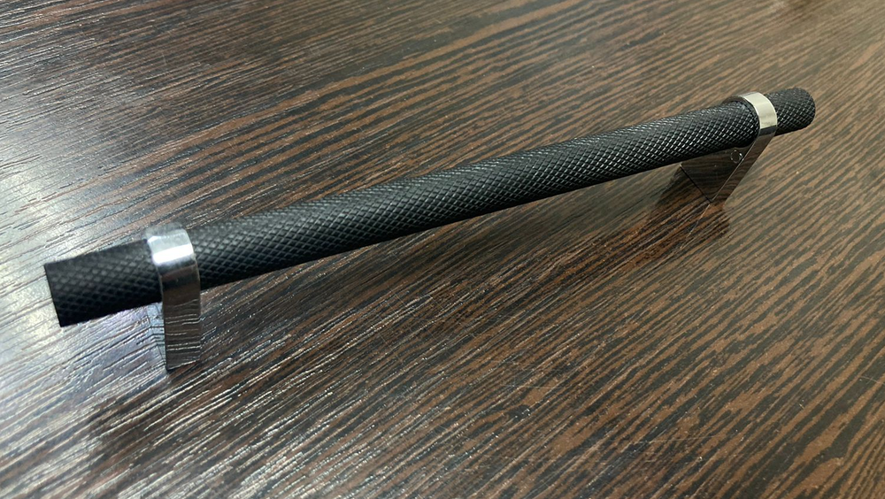 Ручка-трубка 128 S AL черный матовый+хром