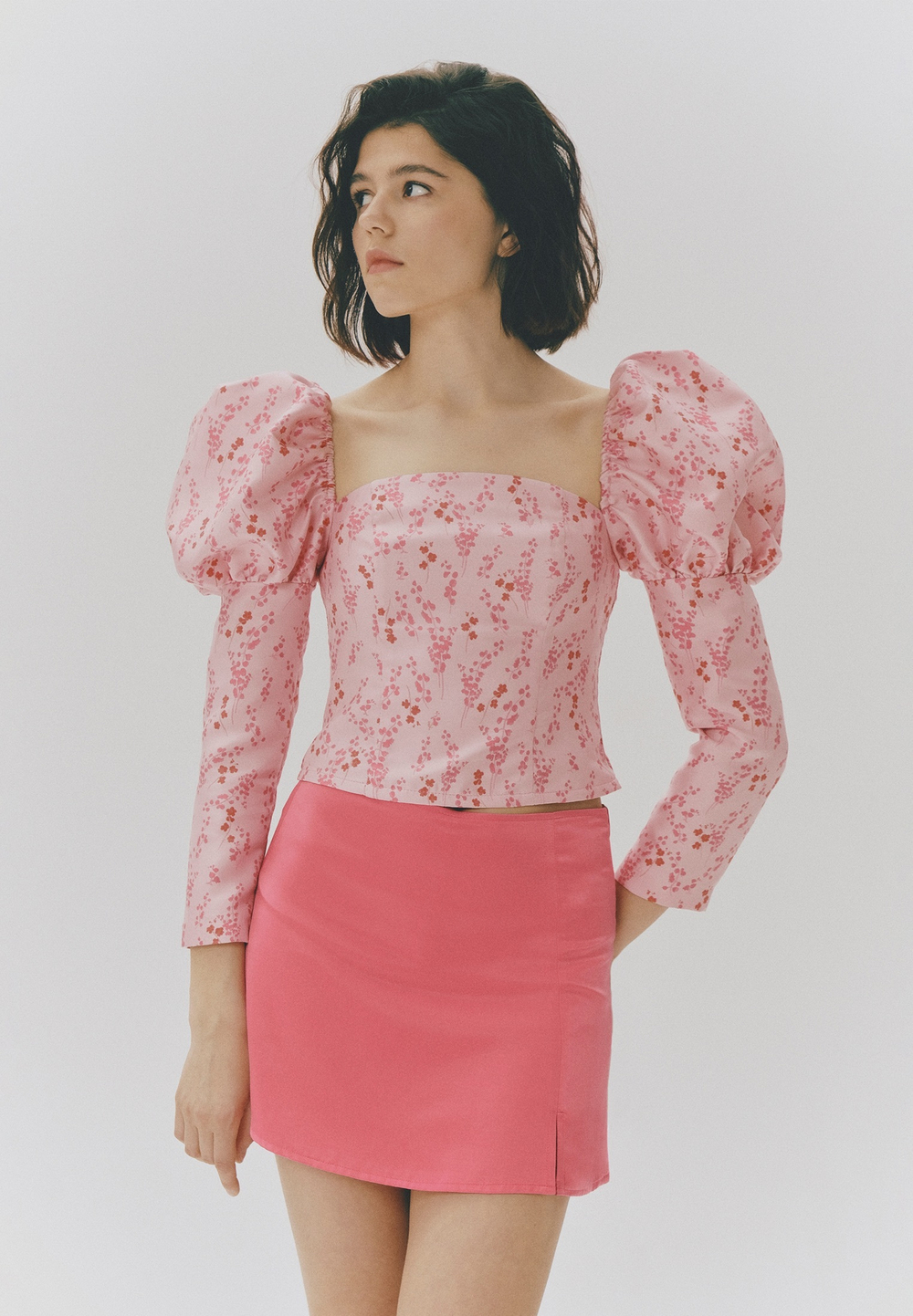 Sakura top