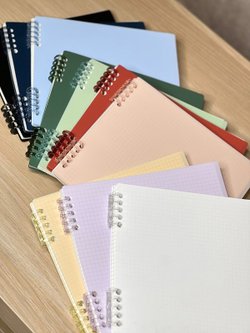 Блокнот квадратный в клетку 60л 195х210 мм св.желтый (8808-020)