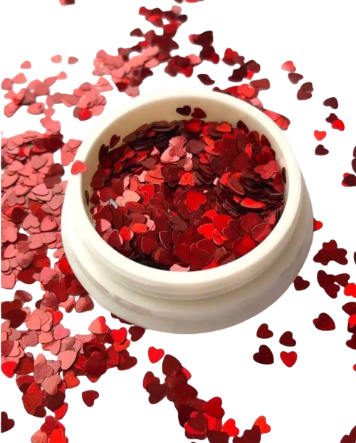 Блестки для ногтей сердечки бордовые