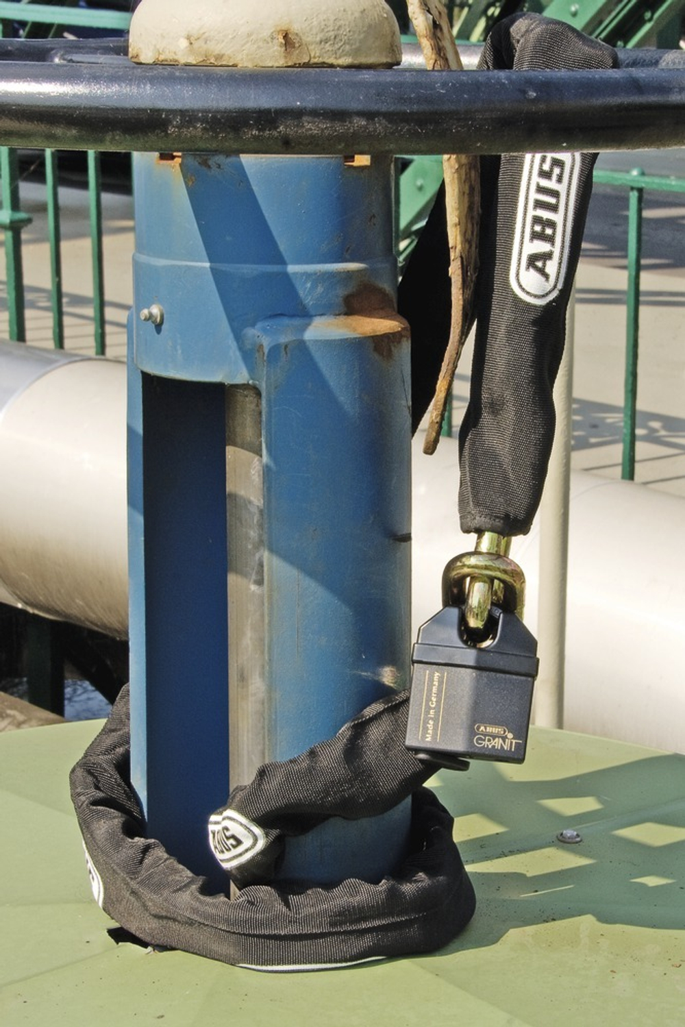 Замок навесной Granit 37/60