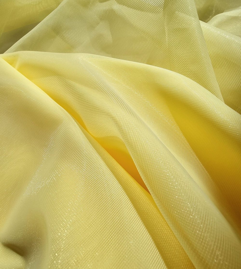 Сетка неэластичная светло-жёлтая отрез 20*25 см