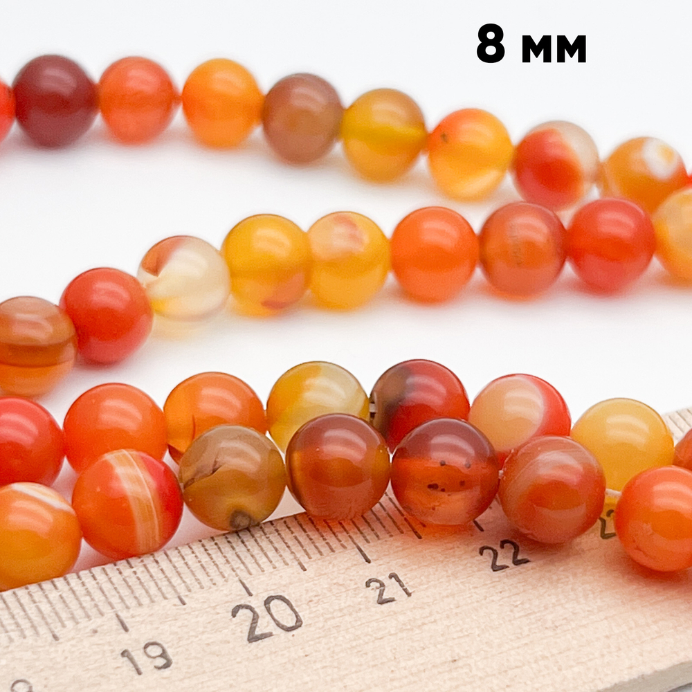 Агат тонированный ярко-оранжевый бусины, размер 8,1-8,3 мм, цена за 22-23 шт (1/2 нити)