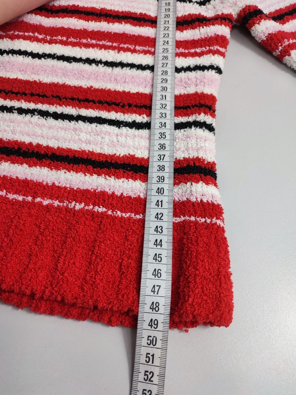 Джемпер с полосками на 6 лет