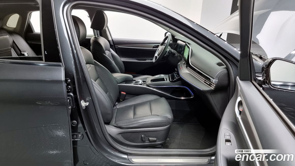 Hyundai The New Grandeur (Azera) IG 2.5 (04.2020)