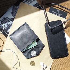 Кошелек-картхолдер Perle из кожи теленка, черного цвета