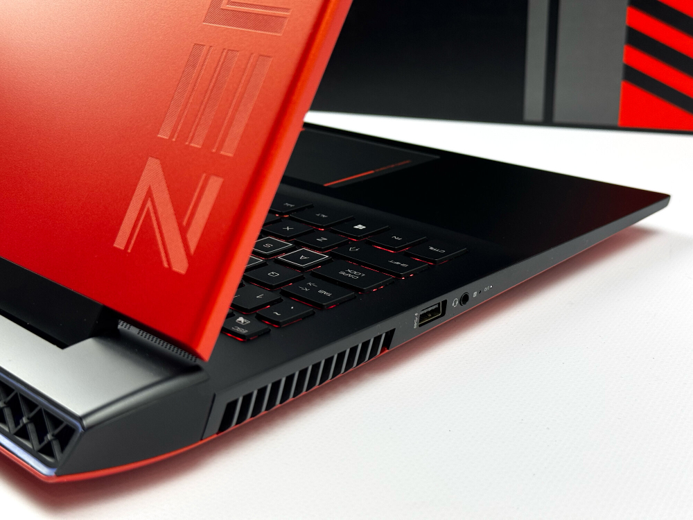 Игровой ноутбук Thunderobot 911 Zero I9-13900HX/RTX 4080 12Gb/16Gb/512Gb/2.5K/240Hz/Win11