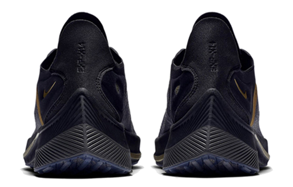 Кроссовки Nike Exp-X14 C