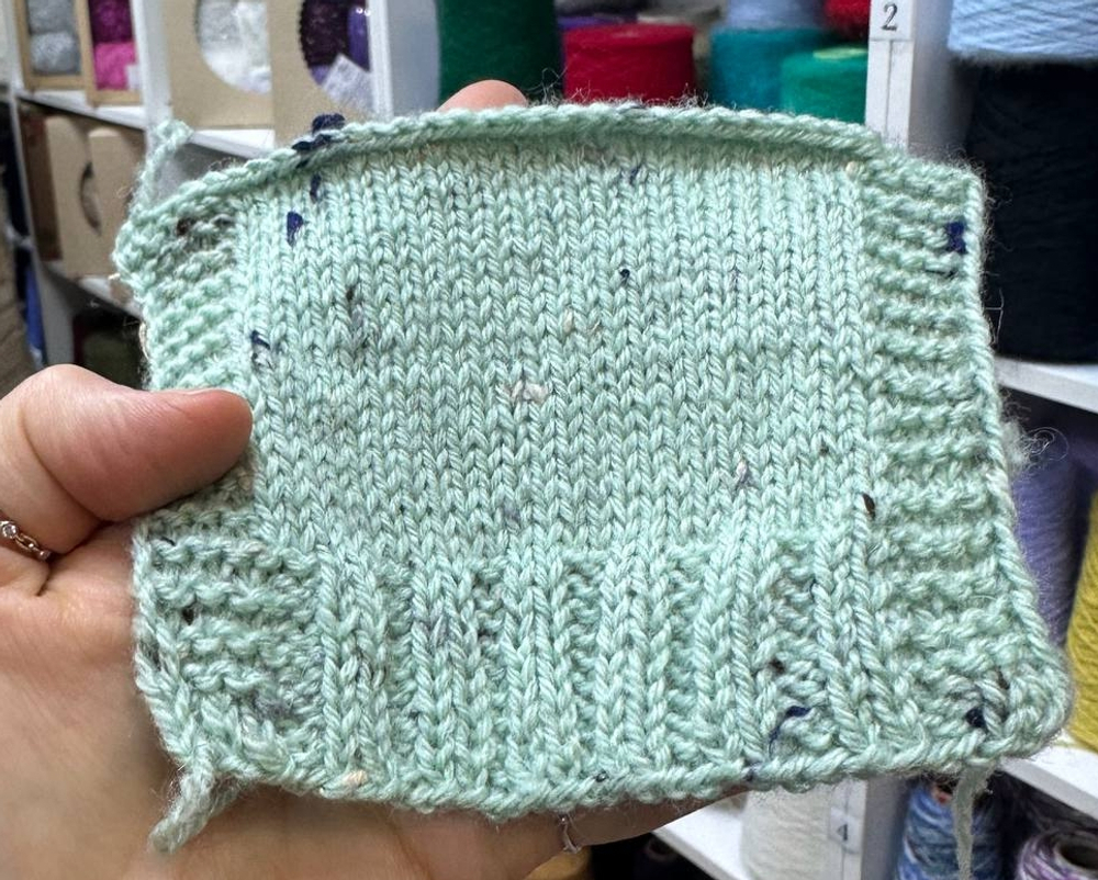 BOTTOWOOL - Luxury Selection by Ri.Go; 98% меринос, 2% вискоза; 300м/100гр, (4/12); col. 6112; S715