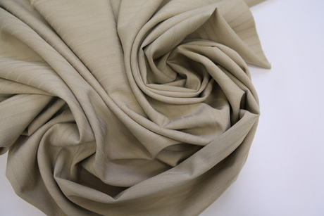 Костюмная стрейч светло-серая