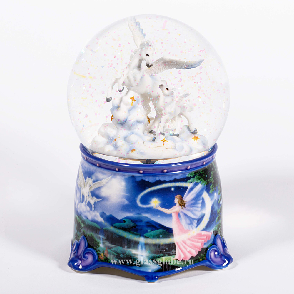 Снежный шар "Пегасы"