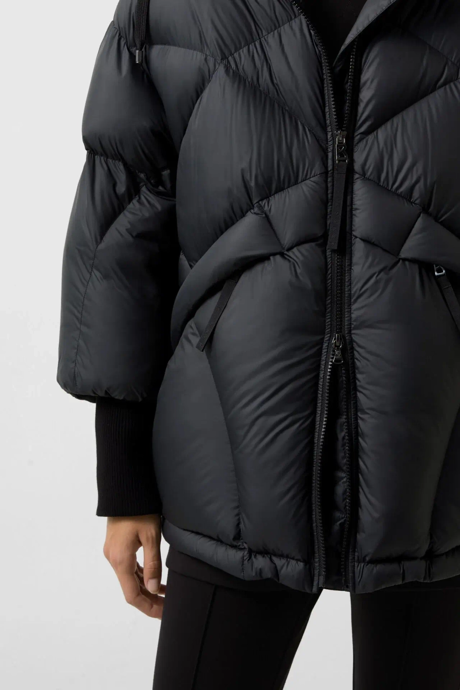 Куртка BOGNER SHERYL-D1 в черном цвете
