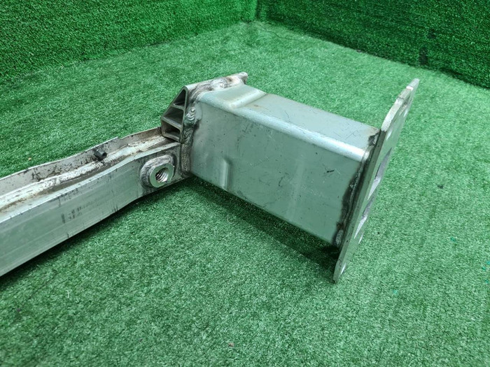 Усилитель передний Porsche Cayenne 3 PO536 (17-нв)