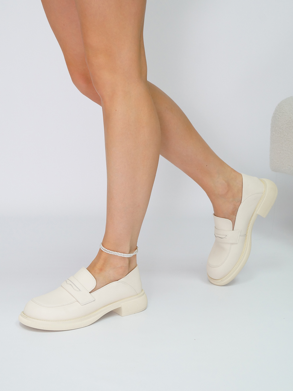 Лоферы женские демисезонные