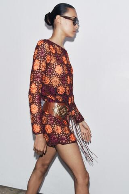 ZARA МИНИ-ПЛАТЬЕ С КРУЖЕВОМ КРОШЕ, КОРИЧНЕВЫЙ