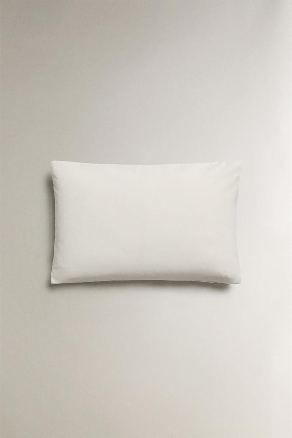 ZARA HOME ЛЬНЯНОЙ ЧЕХОЛ ДЛЯ ДЕКОРАТИВНОЙ ПОДУШКИ, ЖЕЛТОВАТО-БЕЛЫЙ