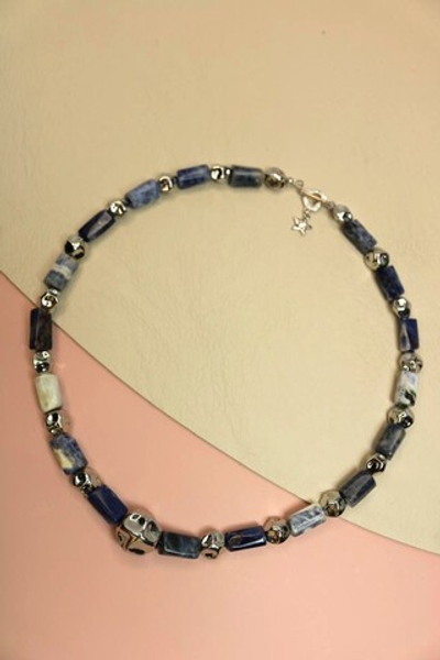 Колье-чокер из содалита «Полуночный ритм»