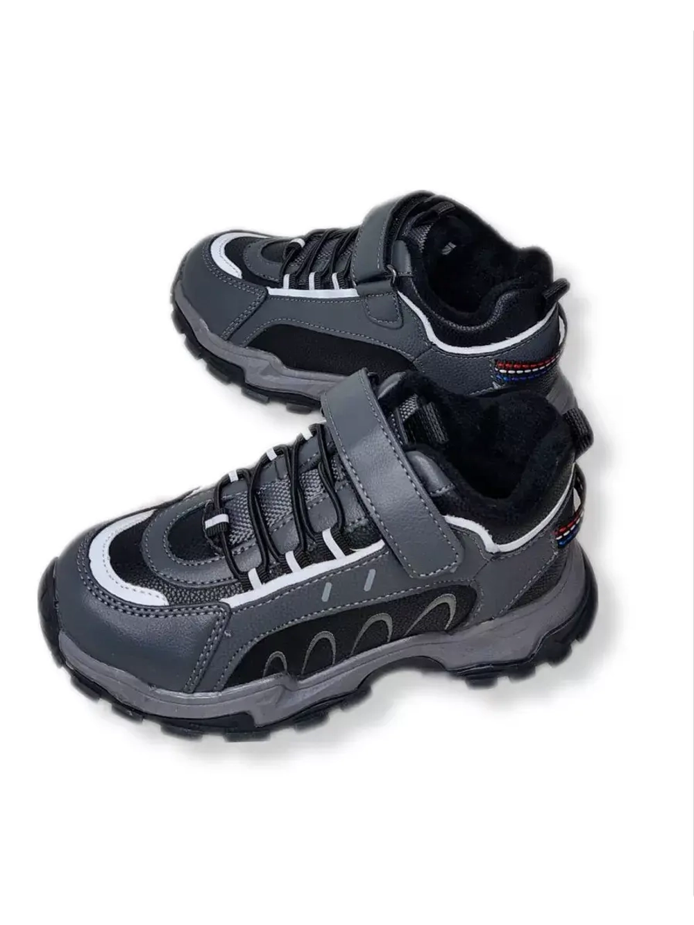 Детские ботинки демисезонные для мальчика.