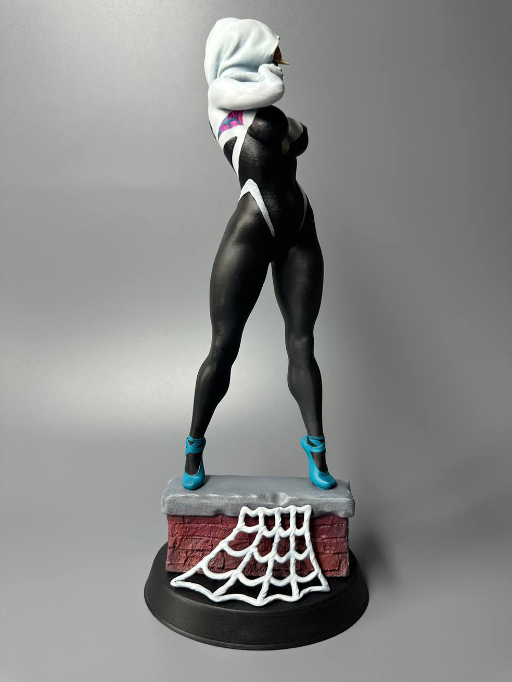 Spider Gwen Marvel Гвен фигурка (окрашена)