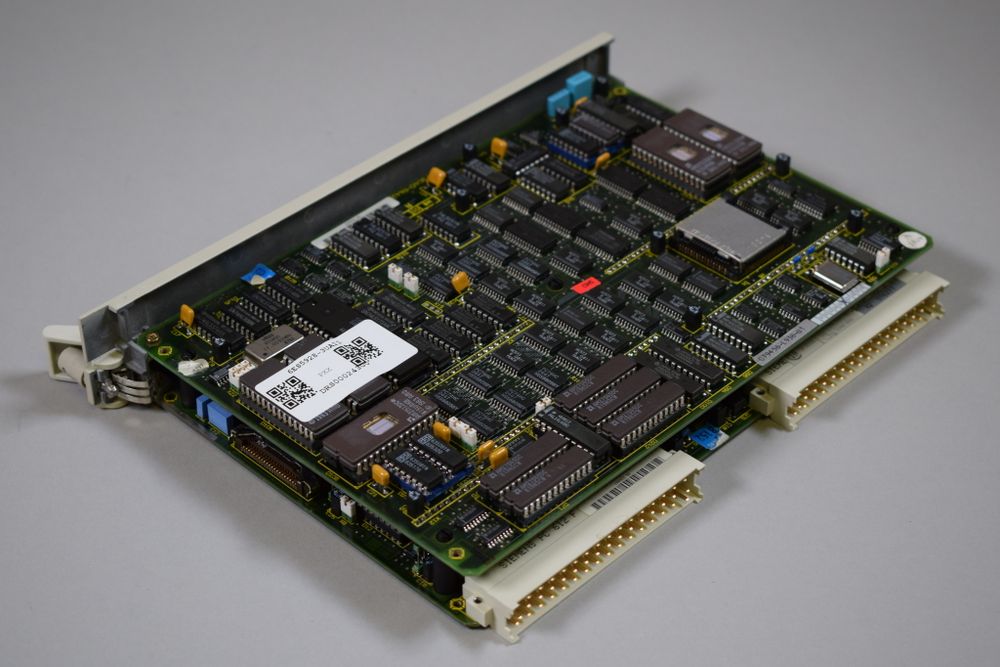Б/у SIEMENS 6ES5928-3UA11