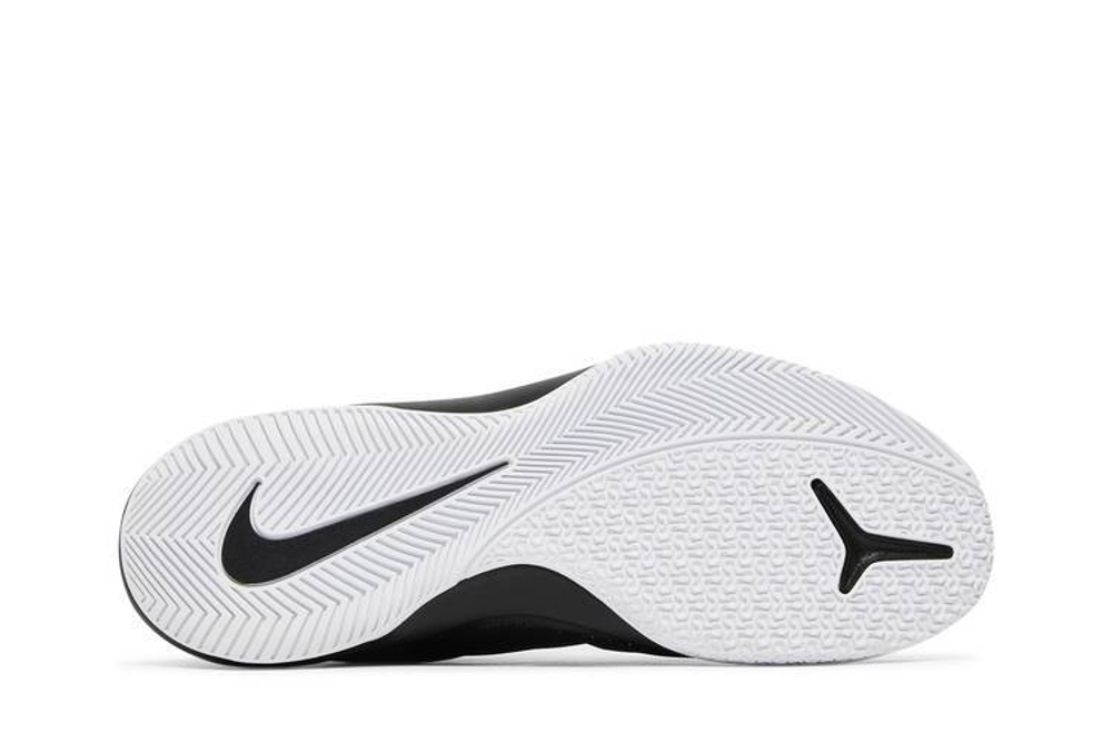 Кроссовки Nike Air Versitile 2