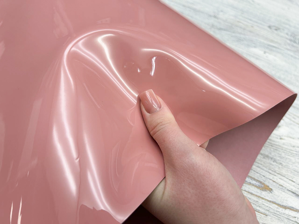 Лаковая кожа из Италии Vernissage Rose