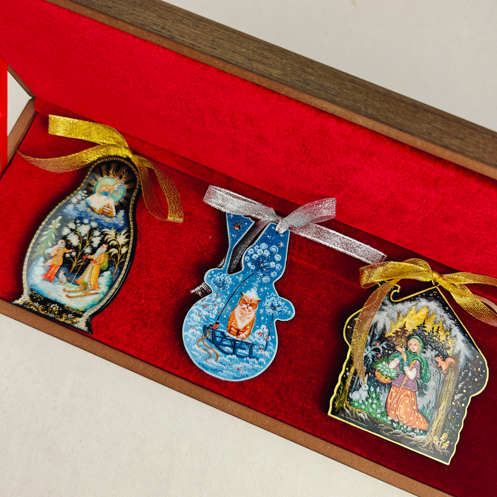 Набор из 3-х ёлочных игрушек "Русская зима" с росписью Палех