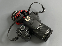 Canon 650D Kit 18-55mm III 19.000 кадров