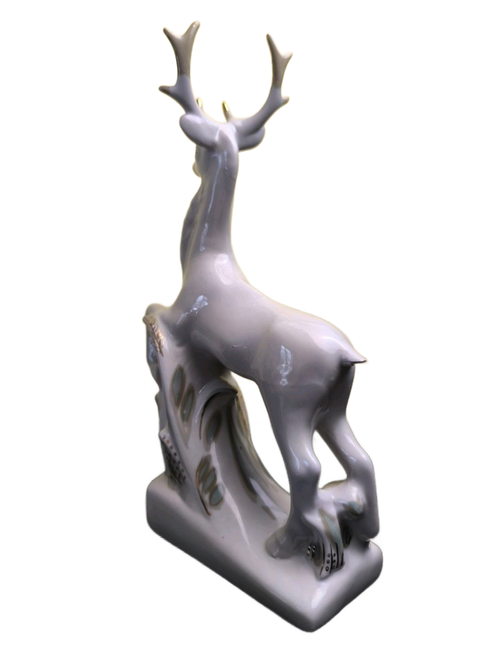 Фарфоровая статуэтка "Олень" (Полонное ЗХК) 1970-1990 гг.