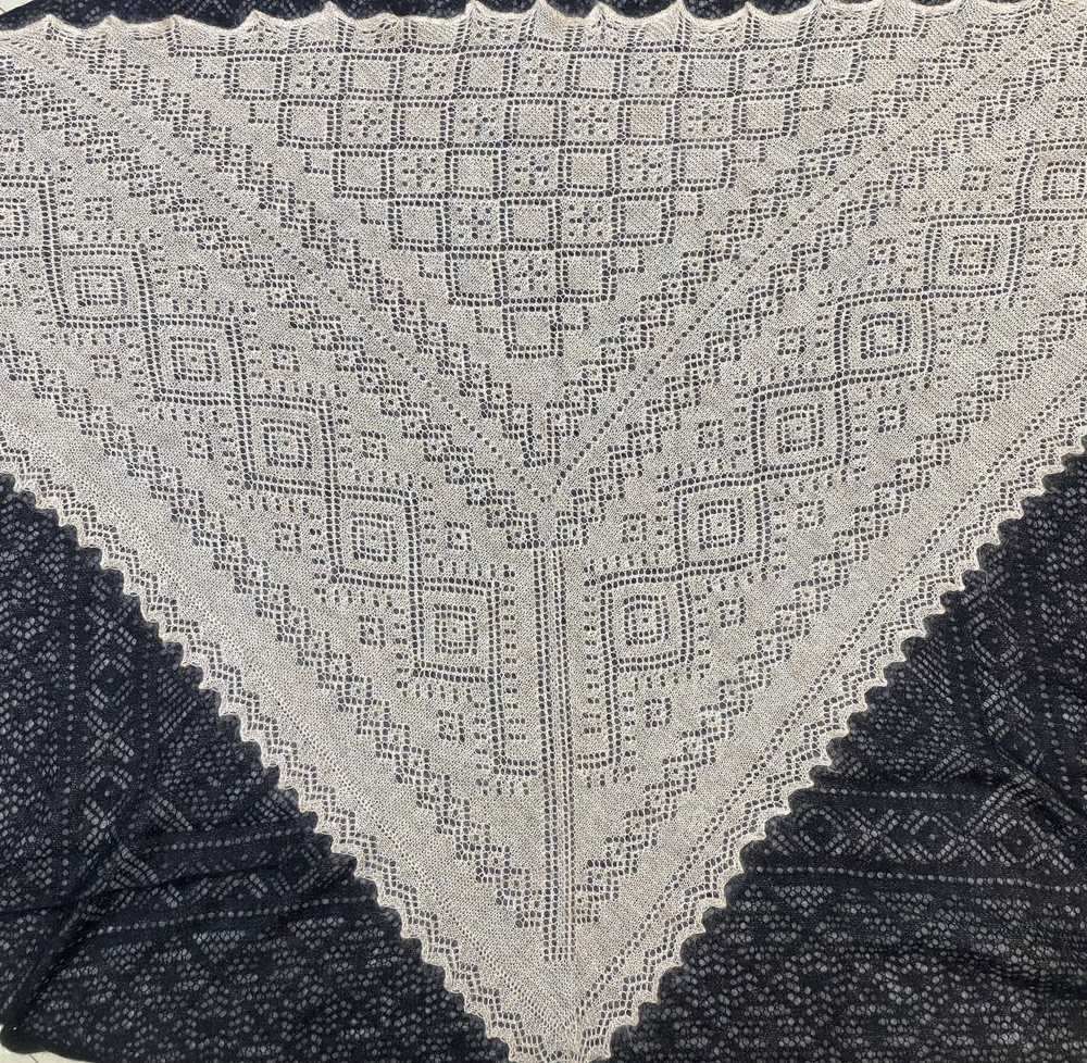 Оренбургская пуховая косынка П3-130184-08 бежевый